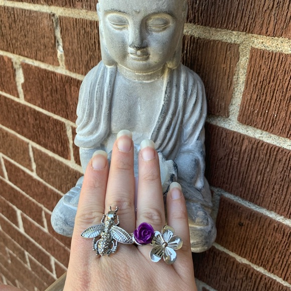 L.A. Express Fashion Ring - BNWT - Picture 4 of 4